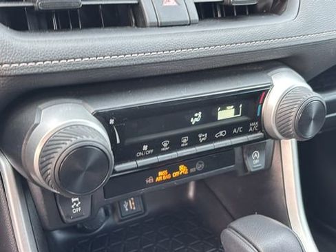 Used 2024 Toyota RAV4 LE image 19