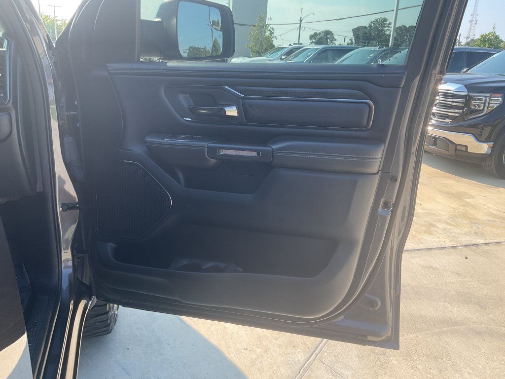 Used 2024 RAM 1500 Limited AWD/4WD image 16