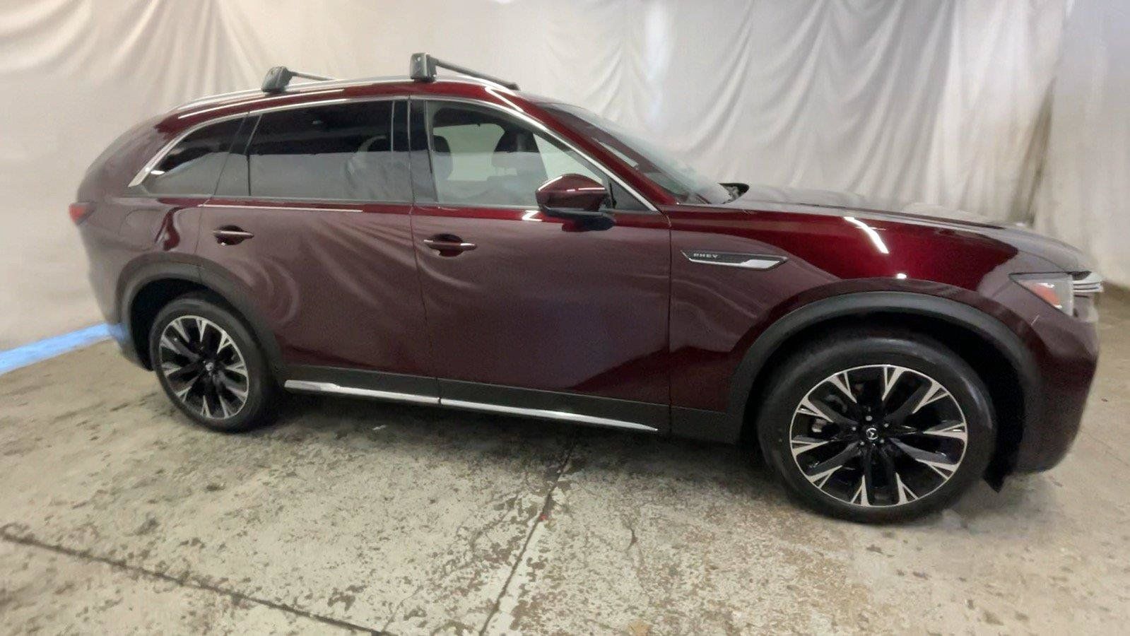 Used 2025 MAZDA CX-90 Plug-In Hybrid w/ Premium Plus AWD/4WD image 4