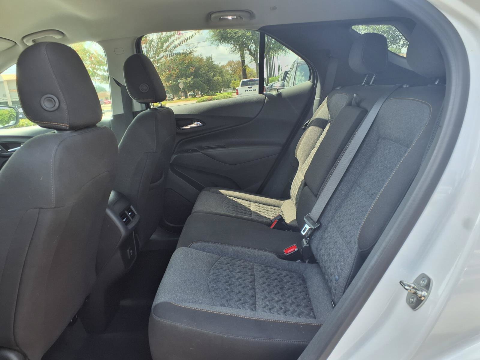 Used 2024 Chevrolet Equinox LT AWD/4WD image 18