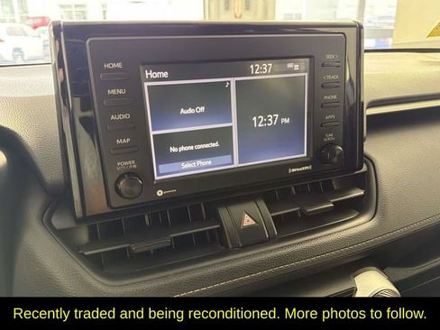 Used 2021 Toyota RAV4 XLE AWD/4WD image 22