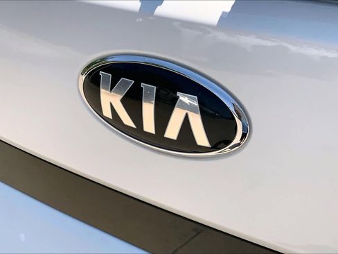 Used 2021 Kia Soul EX FWD image 27