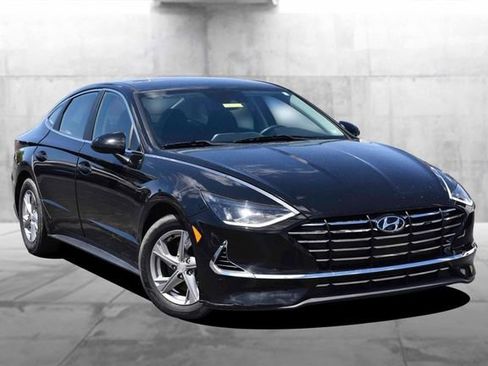 Used 2020 Hyundai Sonata SE w/ Cargo Package FWD image 2