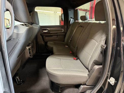 Used 2022 RAM 2500 Big Horn w/ Night Edition AWD/4WD image 24