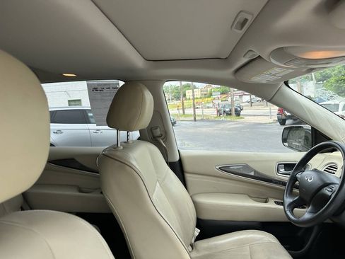 Used 2017 INFINITI QX60 Luxe w/ Premium Plus Package AWD/4WD image 9