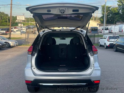 Used 2018 Nissan Rogue S FWD image 27