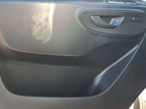 Used 2024 Mercedes-Benz Sprinter 2500 image 16