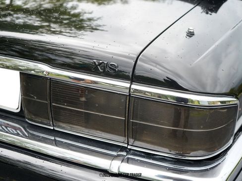 Used 1994 Jaguar XJS 4.0 Convertible image 95