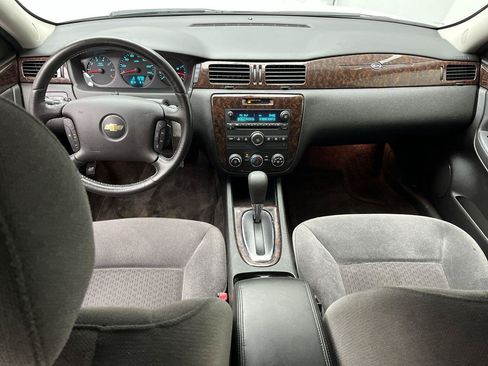 Used 2014 Chevrolet Impala Limited LS FWD image 4