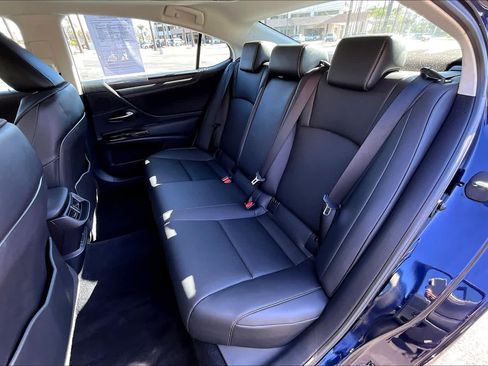 Used 2022 Lexus ES 350 w/ Premium Package FWD image 19