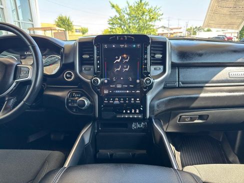 Used 2023 RAM 1500 Big Horn AWD/4WD image 10