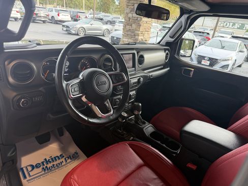 Used 2020 Jeep Gladiator Sport w/ Quick Order Package 24S image 13