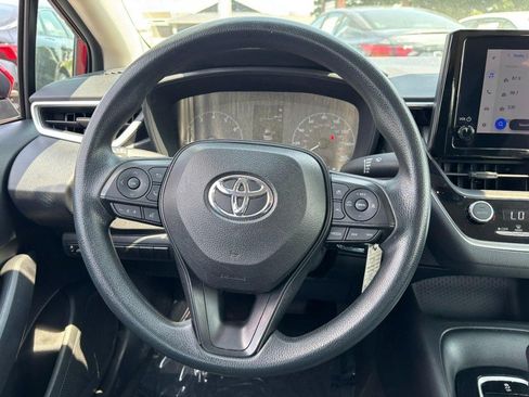 Used 2024 Toyota Corolla LE FWD image 12