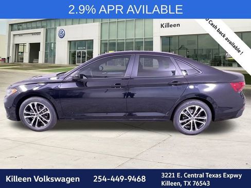 New 2025 Volkswagen Jetta Sport image 4