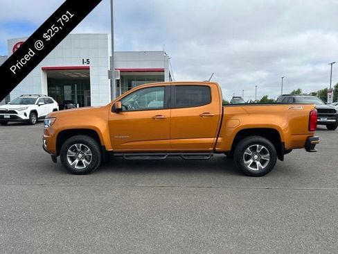 Used 2017 Chevrolet Colorado Z71 AWD/4WD image 4