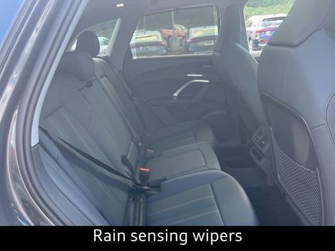 New 2025 Audi Q5 Premium Plus image 28