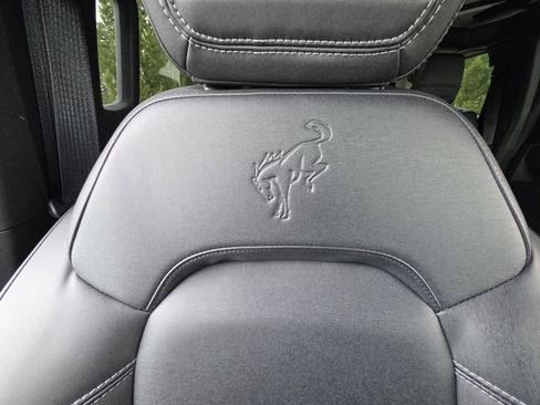 Used 2025 Ford Bronco Badlands image 27