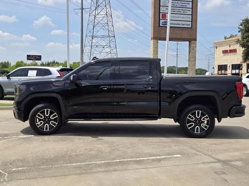 Used 2023 GMC Sierra 1500 AT4 w/ AT4 Premium Package AWD/4WD image 3
