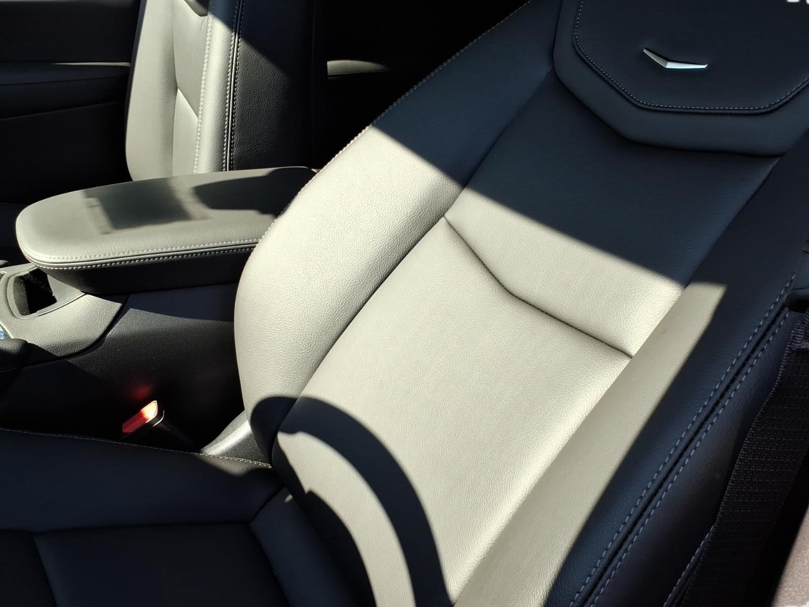 New 2026 Cadillac XT5 Luxury FWD image 13