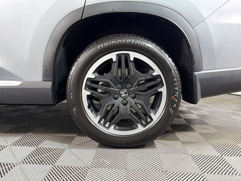 New 2026 Honda Pilot Touring image 9