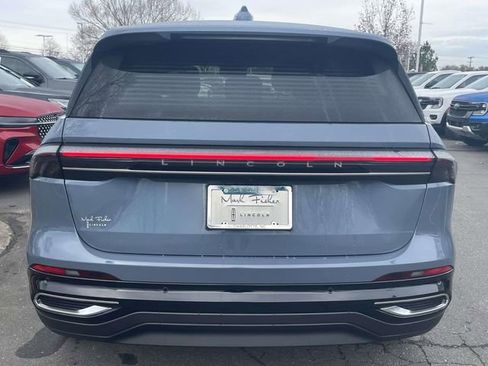 New 2026 Lincoln Nautilus Premier image 30