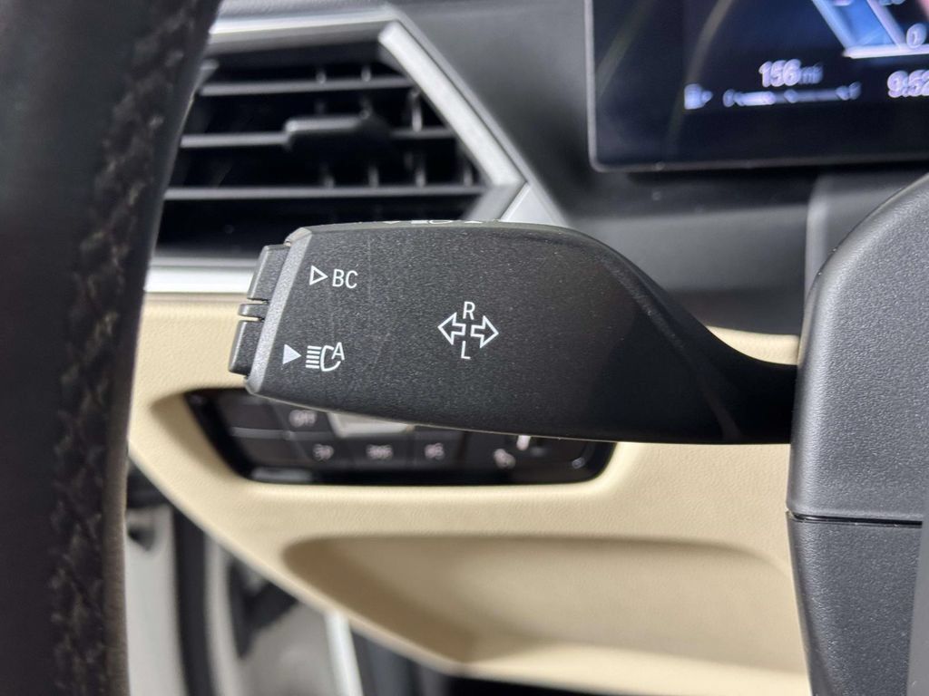 Used 2023 BMW 330i xDrive Sedan w/ Driving Assistance Package AWD/4WD image 21