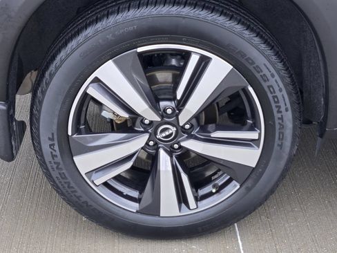 Used 2023 Nissan Rogue Platinum FWD image 10