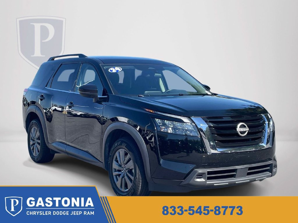 Used 2024 Nissan Pathfinder SV AWD/4WD image 1