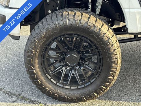 New 2025 Ford F250 Lariat w/ Lariat Ultimate Package image 11