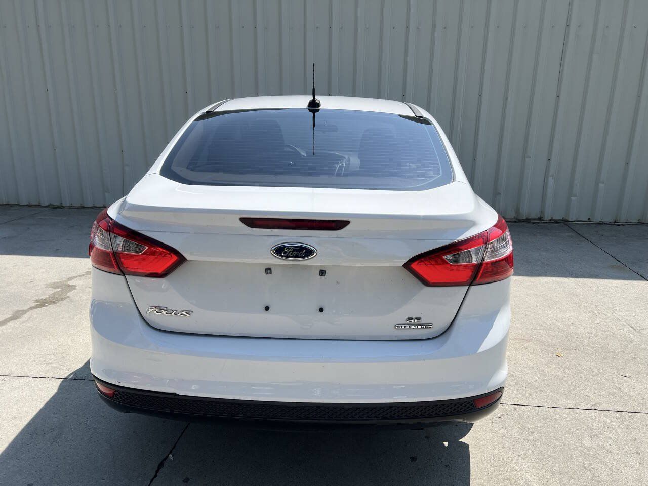 Used 2014 Ford Focus SE FWD image 4