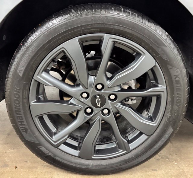 Used 2023 Chevrolet Equinox RS w/ RS Leather Package FWD image 8