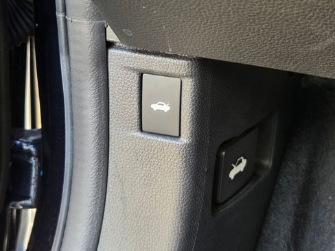 Used 2025 Honda Accord SE image 28