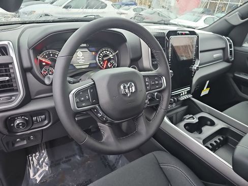 New 2026 RAM 1500 4x4 Crew Cab image 15