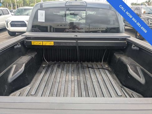 Used 2019 Toyota Tacoma SR5 RWD image 13
