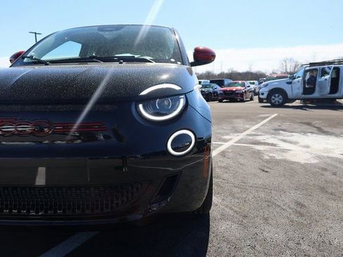 New 2024 FIAT 500 e (RED) image 30