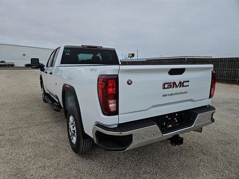 New 2026 GMC Sierra 2500 Pro w/ Convenience Package image 3