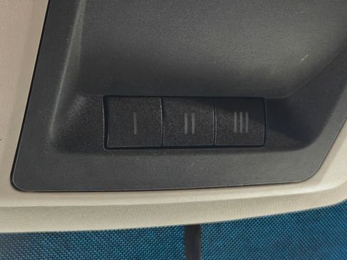 Used 2011 RAM 1500 Laramie w/ Protection Group image 11