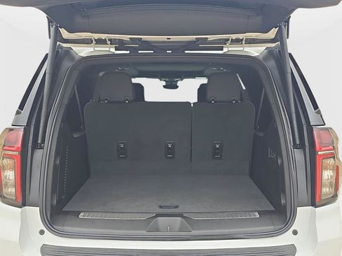 Used 2024 Chevrolet Suburban High Country w/ Advanced Technology Package AWD/4WD image 21
