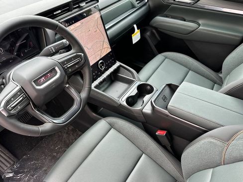 New 2026 GMC Terrain AT4 w/ Convenience Package III image 7