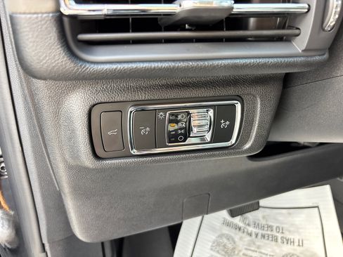 Certified 2024 Lincoln Corsair FWD w/ Equipment Group 102A image 14