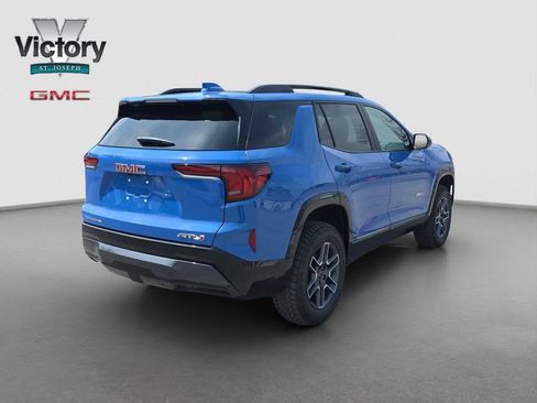 New 2026 GMC Terrain AT4 w/ LPO, Black Badging Package AWD/4WD image 17