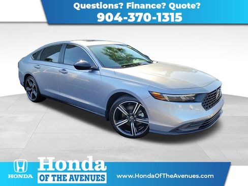 Used 2024 Honda Accord Sport image 1