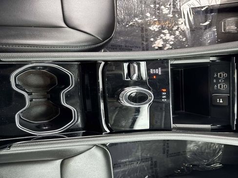 Used 2023 Jeep Grand Cherokee Limited image 26