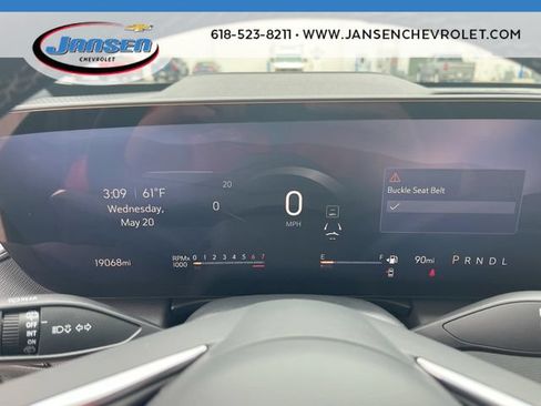 Used 2025 Buick Enclave Preferred FWD image 11
