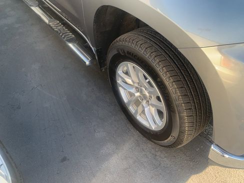 Used 2021 Chevrolet Silverado 1500 LT image 5