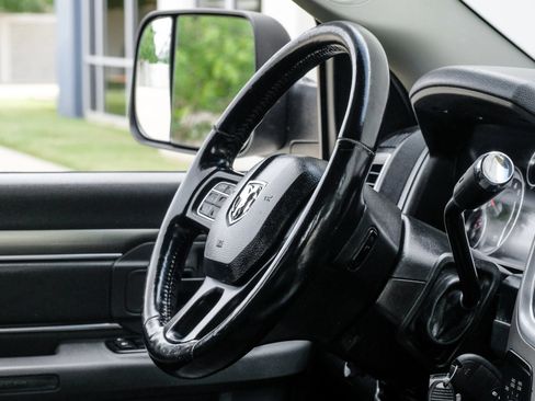 Used 2015 RAM 3500 Big Horn AWD/4WD image 20
