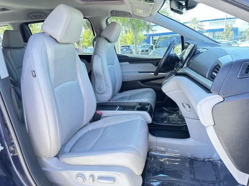 Used 2023 Honda Odyssey EX-L image 24