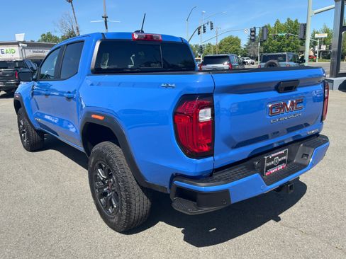 New 2025 GMC Canyon Elevation w/ Convenience Package image 7