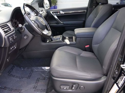 Used 2023 Lexus GX 460 Premium image 16