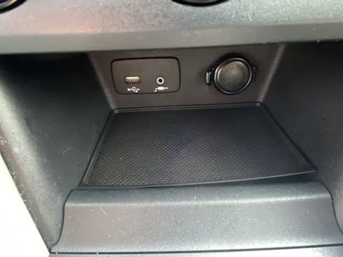 Certified 2024 Subaru Forester AWD/4WD image 31